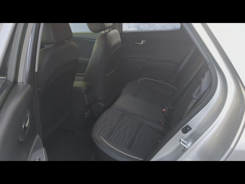 Photo 18 de l’annonce de KIA Stonic d’occasion à vendre à GAP