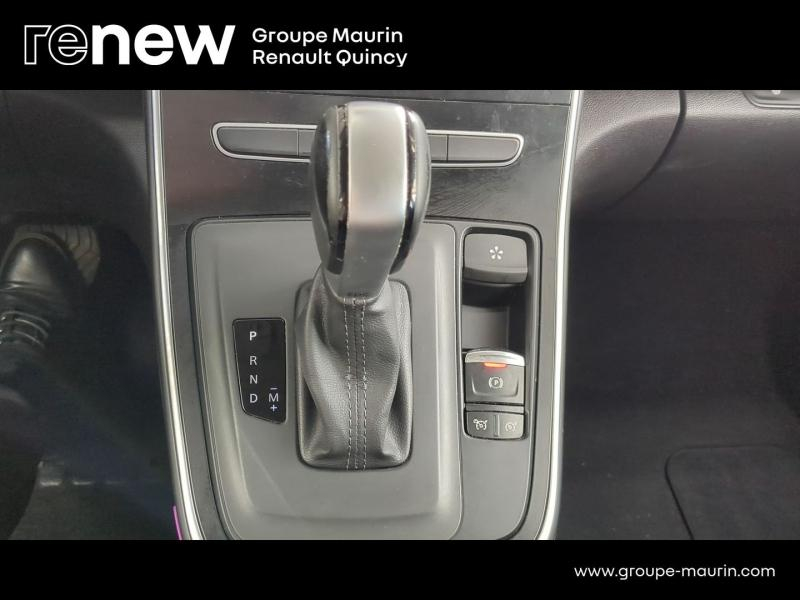 Photo 18 de l’annonce de RENAULT Scenic d’occasion à vendre à QUINCY-SOUS-SÉNART