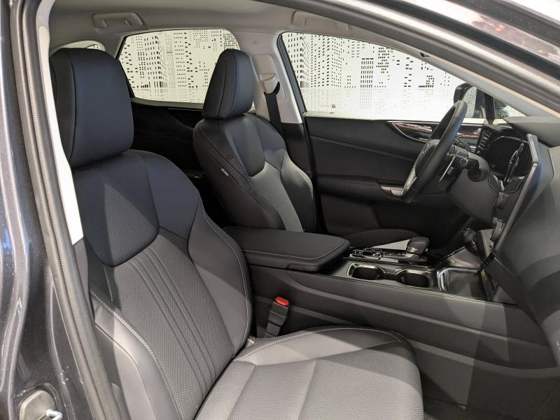 Photo 7 de l’annonce de LEXUS NX d’occasion à vendre à AUBIÈRE