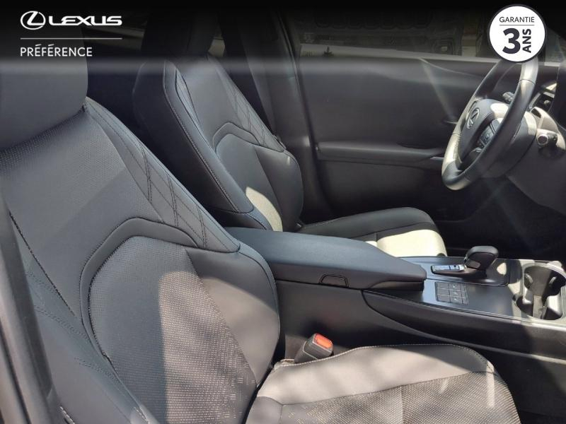 Photo 6 de l’annonce de LEXUS UX d’occasion à vendre à LATTES