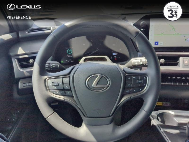 Photo 9 de l’annonce de LEXUS UX d’occasion à vendre à LATTES