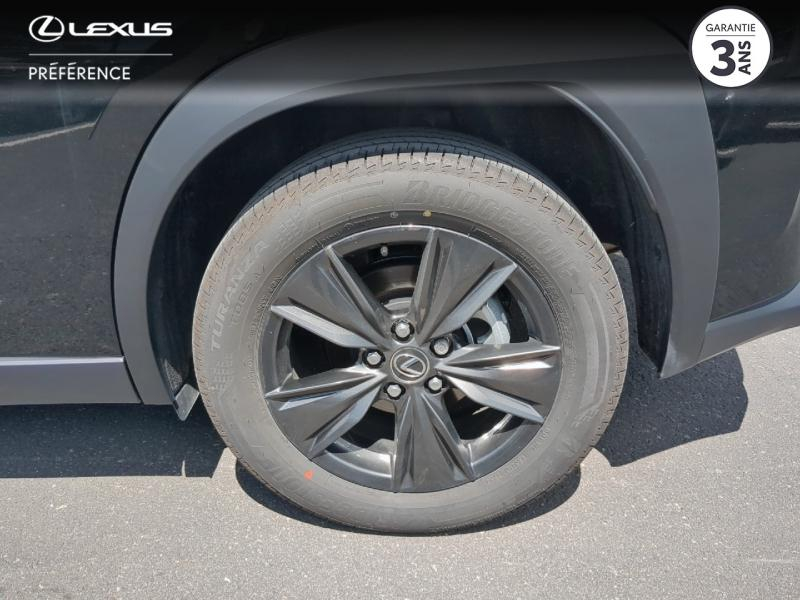 Photo 16 de l’annonce de LEXUS UX d’occasion à vendre à LATTES