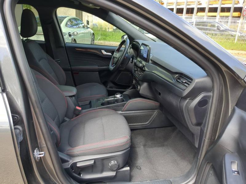 Photo 18 de l’annonce de FORD Kuga d’occasion à vendre à NÎMES