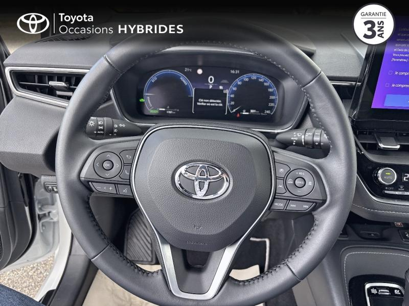 Photo 9 de l’annonce de TOYOTA Corolla Touring Spt d’occasion à vendre à CAVAILLON