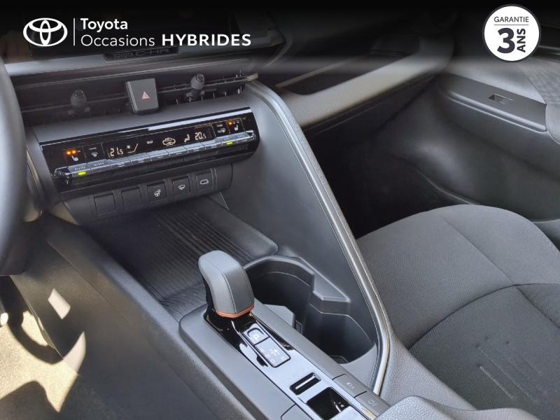 Photo 20 de l’annonce de TOYOTA C-HR d’occasion à vendre à ARLES