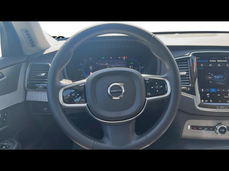 Photo 9 de l’annonce de VOLVO XC90 d’occasion à vendre à TOULON