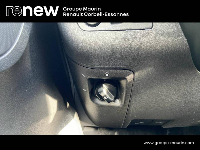 Photo 19 de l’annonce de DACIA Spring d’occasion à vendre à CORBEIL-ESSONNES