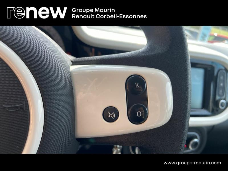 Photo 16 de l’annonce de RENAULT Twingo d’occasion à vendre à CORBEIL-ESSONNES