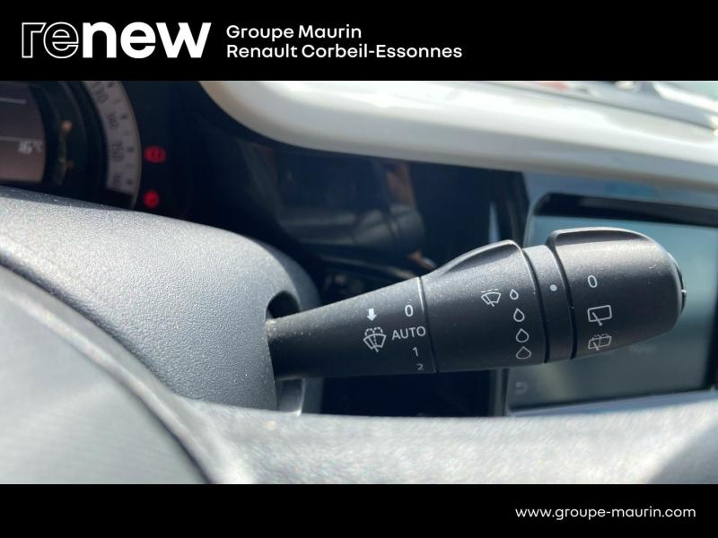 Photo 17 de l’annonce de RENAULT Twingo d’occasion à vendre à CORBEIL-ESSONNES