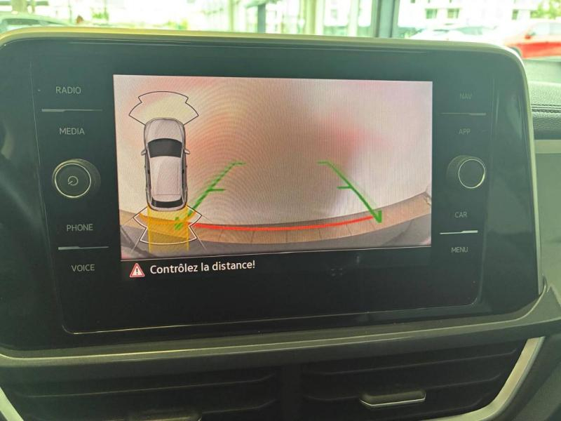 Photo 13 de l’annonce de VOLKSWAGEN T-Roc d’occasion à vendre à CHENNEVIÈRES-SUR-MARNE