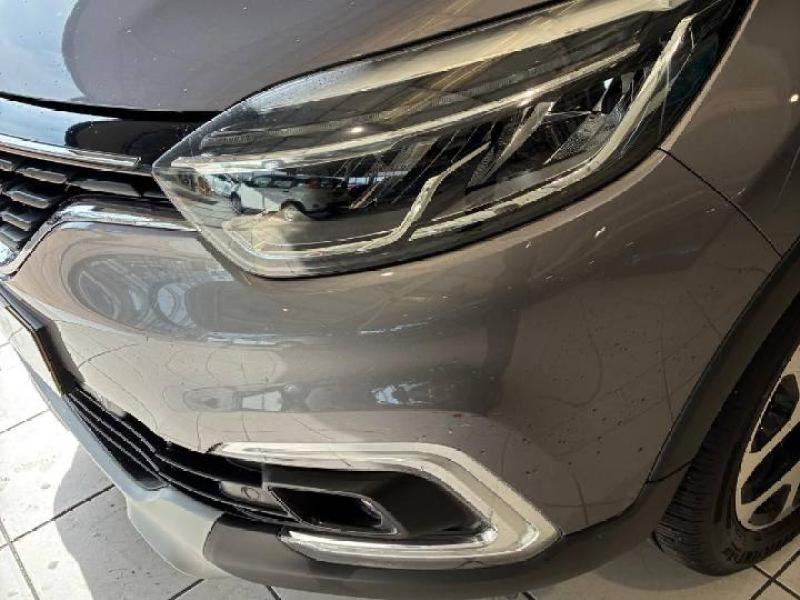 Photo 3 de l’annonce de RENAULT Captur d’occasion à vendre à CHENNEVIÈRES-SUR-MARNE