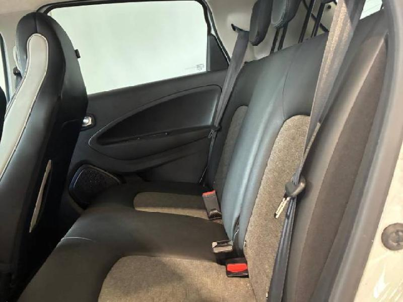 Photo 9 de l’annonce de RENAULT Zoe d’occasion à vendre à CHENNEVIÈRES-SUR-MARNE