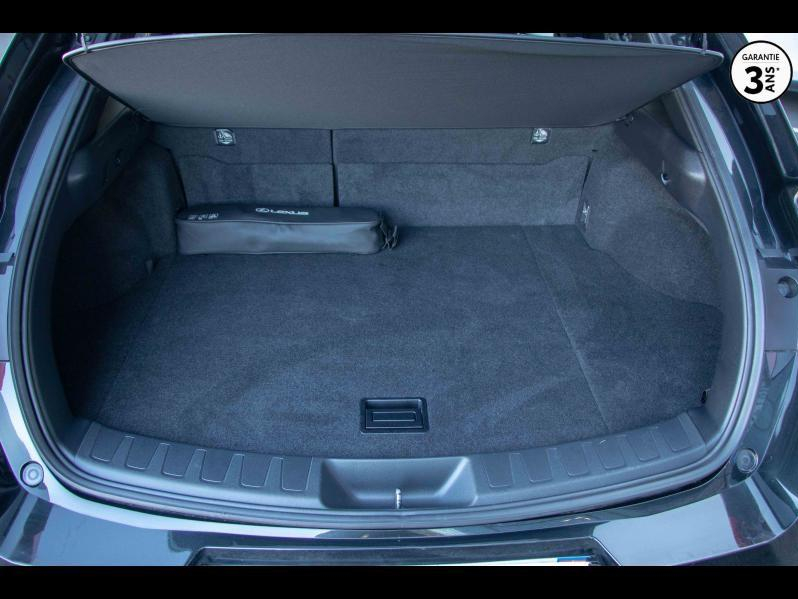 Photo 4 de l’annonce de LEXUS UX d’occasion à vendre à LATTES