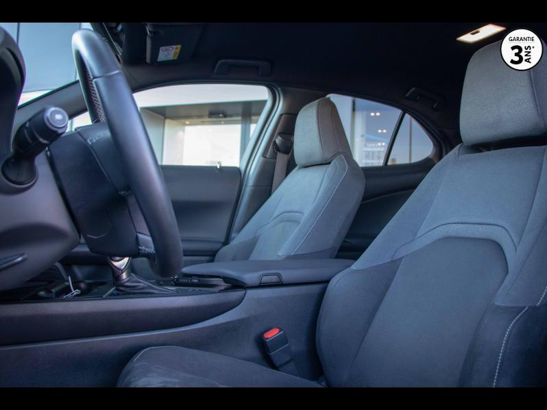 Photo 12 de l’annonce de LEXUS UX d’occasion à vendre à LATTES