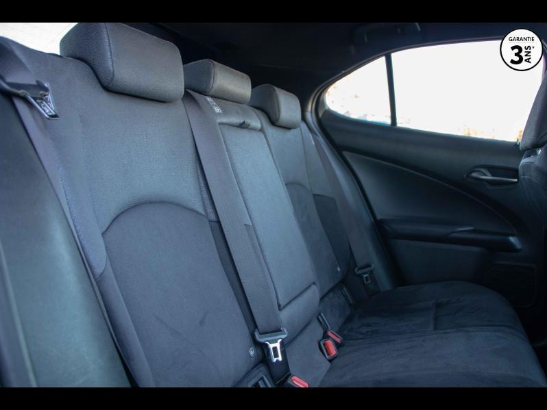 Photo 15 de l’annonce de LEXUS UX d’occasion à vendre à LATTES