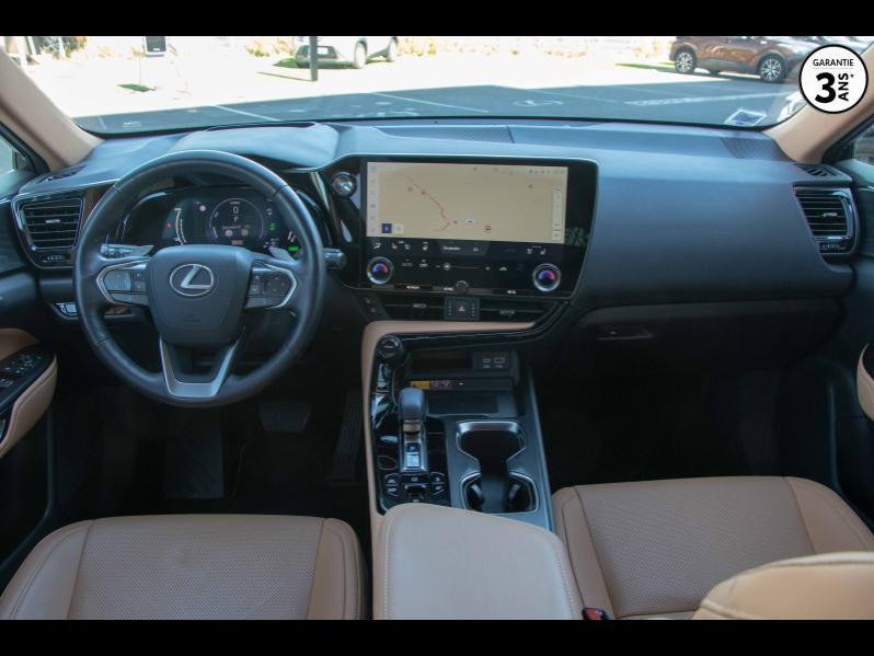 Photo 10 de l’annonce de LEXUS NX d’occasion à vendre à LATTES