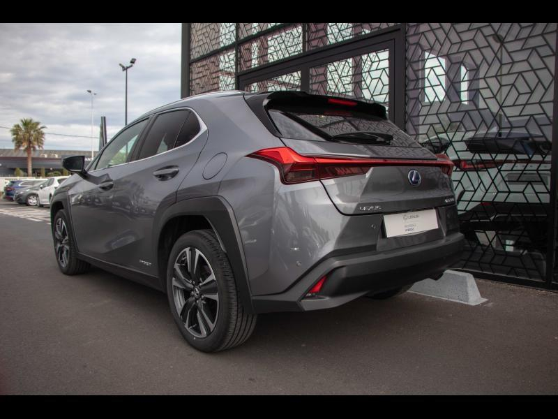 Photo 3 de l’annonce de LEXUS UX d’occasion à vendre à LATTES