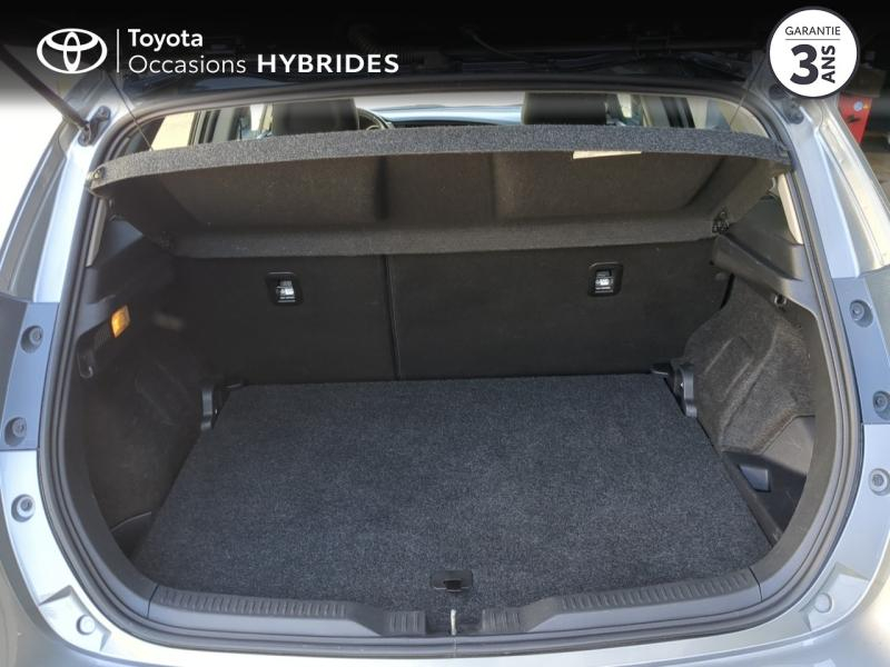 Photo 10 de l’annonce de TOYOTA Auris d’occasion à vendre à NÎMES