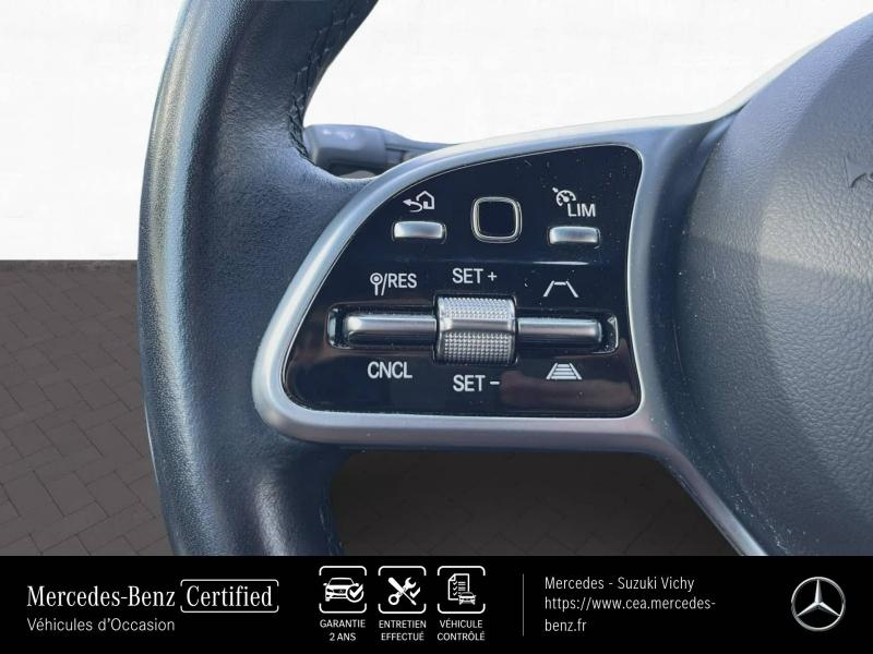 Photo 11 de l’annonce de MERCEDES-BENZ Classe A d’occasion à vendre à BELLERIVE-SUR-ALLIER