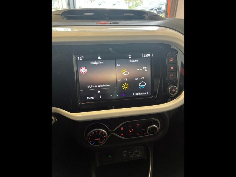Photo 12 de l’annonce de RENAULT Twingo d’occasion à vendre à CHENNEVIÈRES-SUR-MARNE