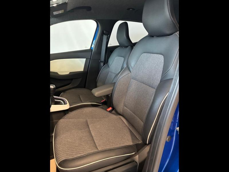 Photo 8 de l’annonce de RENAULT Clio d’occasion à vendre à CHENNEVIÈRES-SUR-MARNE
