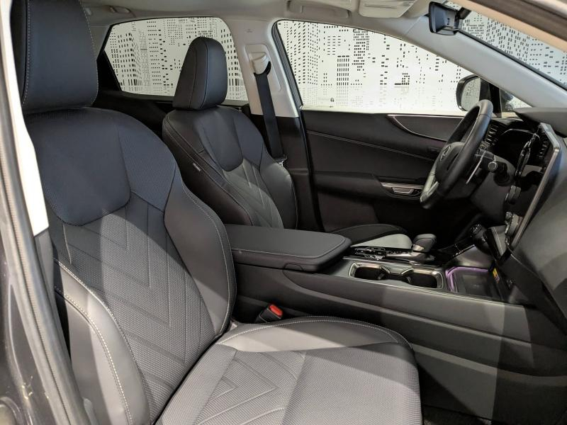 Photo 12 de l’annonce de LEXUS NX d’occasion à vendre à AUBIÈRE