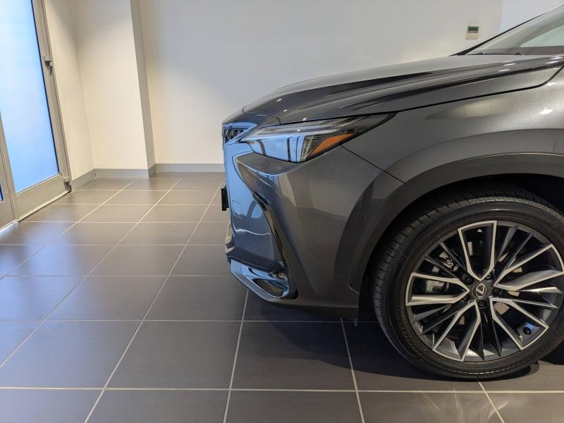 Photo 19 de l’annonce de LEXUS NX d’occasion à vendre à AUBIÈRE