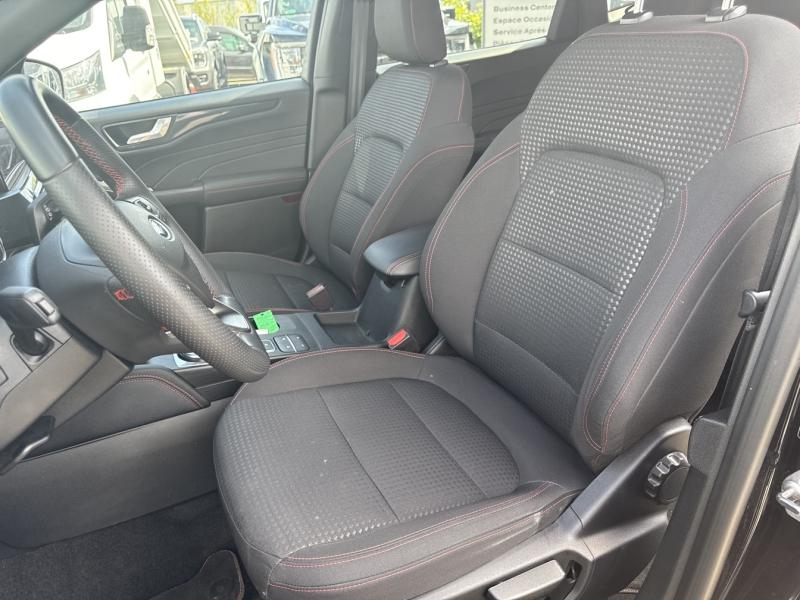 Photo 9 de l’annonce de FORD Kuga d’occasion à vendre à LA VALETTE