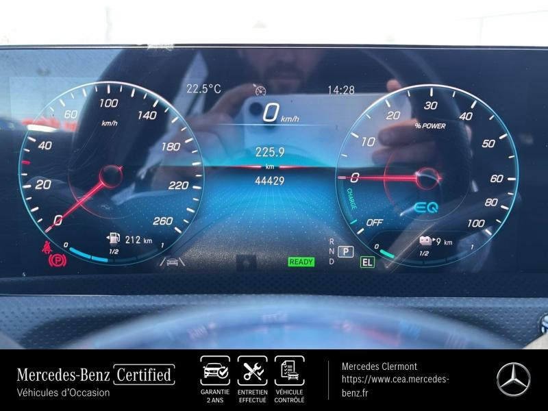 Photo 10 de l’annonce de MERCEDES-BENZ Classe A d’occasion à vendre à AUBIÈRE