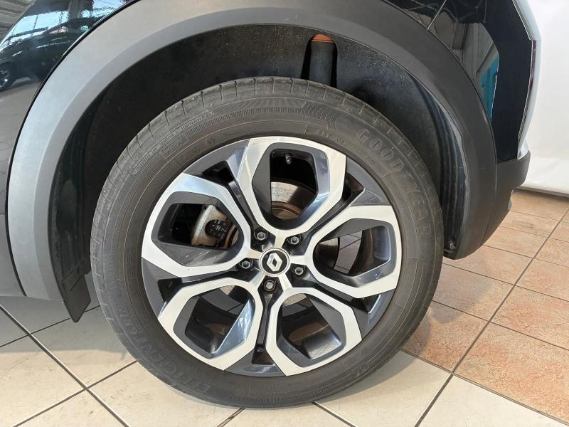 Photo 5 de l’annonce de RENAULT Captur d’occasion à vendre à CHENNEVIÈRES-SUR-MARNE