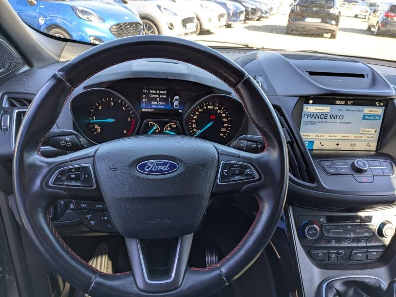Photo 8 de l’annonce de FORD Kuga d’occasion à vendre à AVIGNON