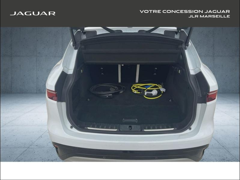 Photo 8 de l’annonce de JAGUAR F-Pace d’occasion à vendre à MARSEILLE