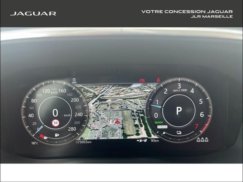 Photo 16 de l’annonce de JAGUAR F-Pace d’occasion à vendre à MARSEILLE