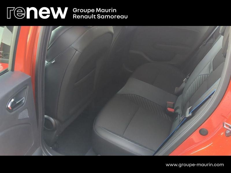 Photo 11 de l’annonce de RENAULT Clio d’occasion à vendre à SAMOREAU