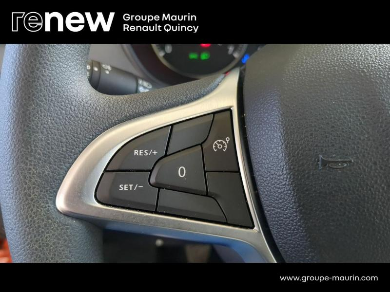 Photo 12 de l’annonce de DACIA Duster d’occasion à vendre à QUINCY-SOUS-SÉNART