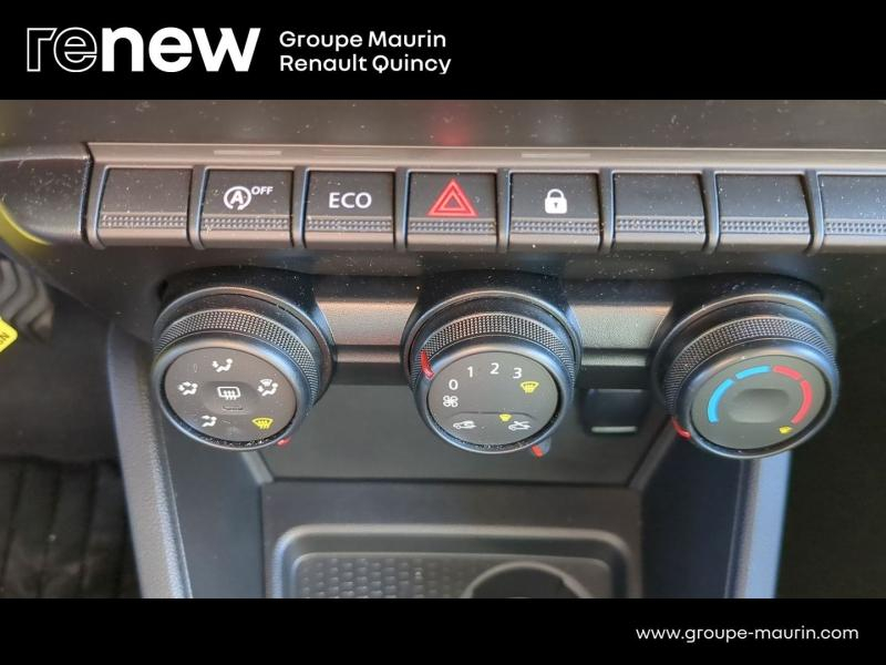 Photo 15 de l’annonce de DACIA Duster d’occasion à vendre à QUINCY-SOUS-SÉNART