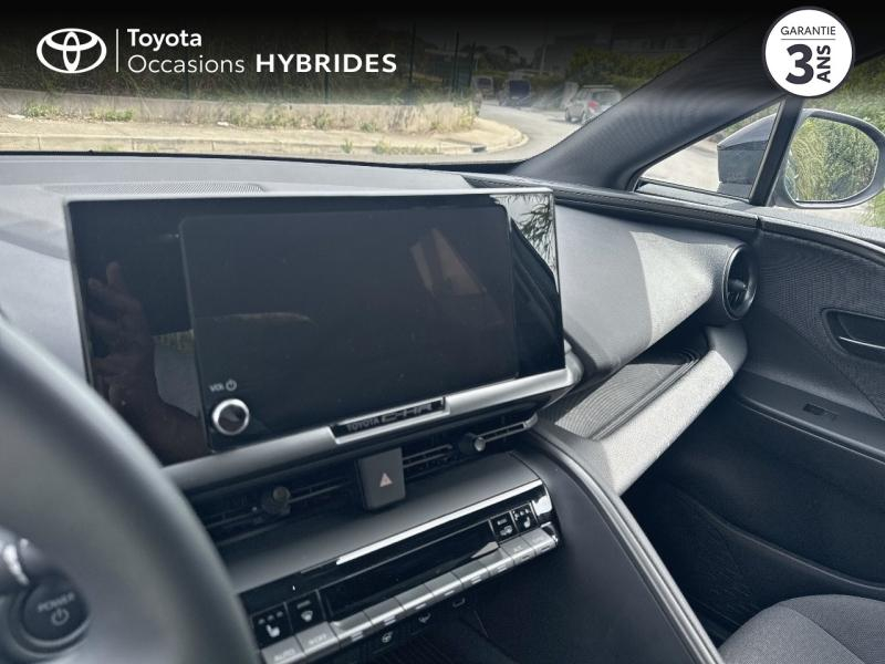 Photo 15 de l’annonce de TOYOTA C-HR d’occasion à vendre à LATTES