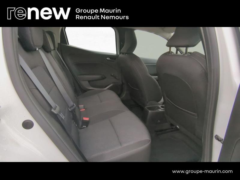 Photo 15 de l’annonce de RENAULT Clio d’occasion à vendre à SAINT PIERRE LES NEMOURS