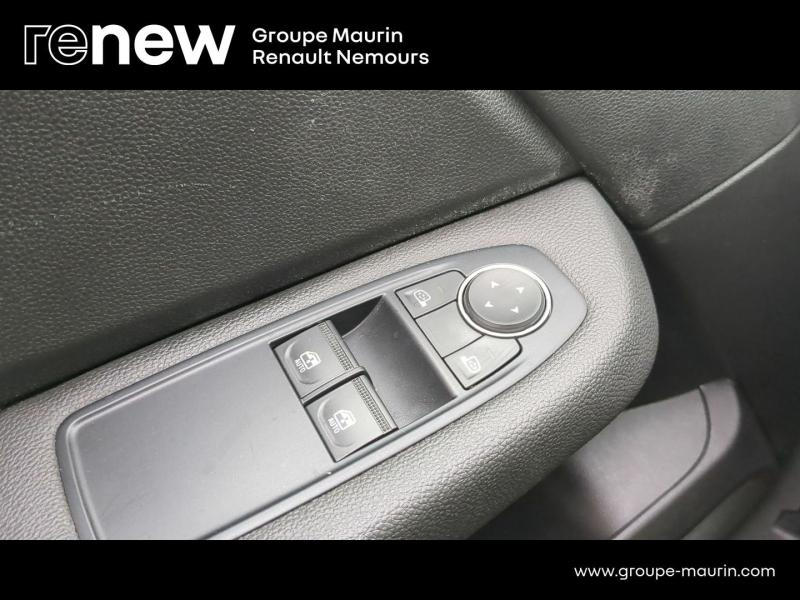 Photo 19 de l’annonce de RENAULT Clio d’occasion à vendre à SAINT PIERRE LES NEMOURS