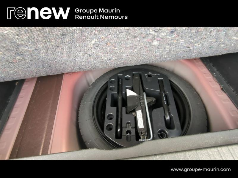 Photo 14 de l’annonce de RENAULT Captur d’occasion à vendre à SAINT PIERRE LES NEMOURS