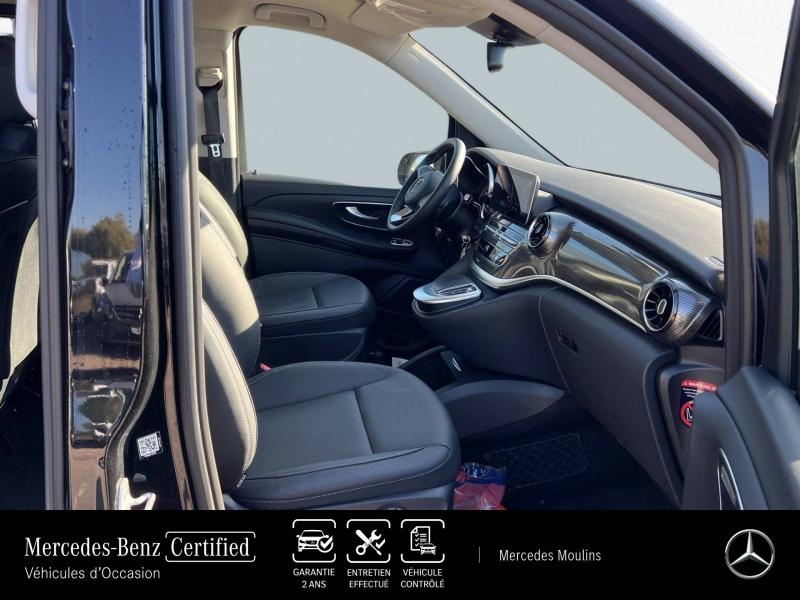Photo 10 de l’annonce de MERCEDES-BENZ Classe V d’occasion à vendre à MONTLUÇON