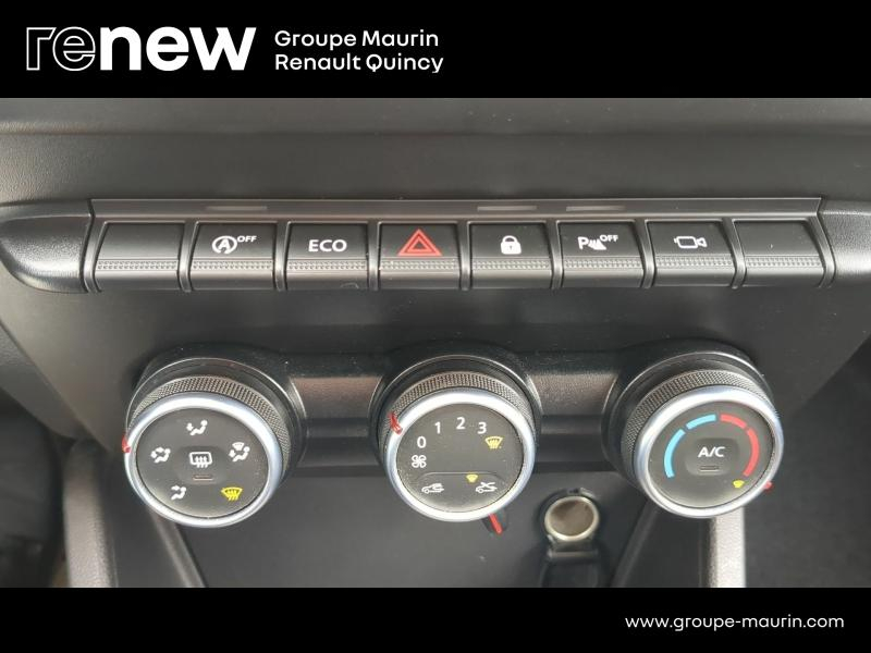Photo 16 de l’annonce de DACIA Duster d’occasion à vendre à QUINCY-SOUS-SÉNART