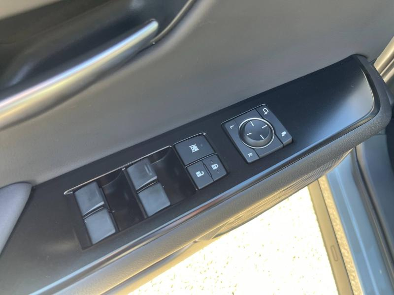 Photo 14 de l’annonce de LEXUS UX d’occasion à vendre à MONTFAVET