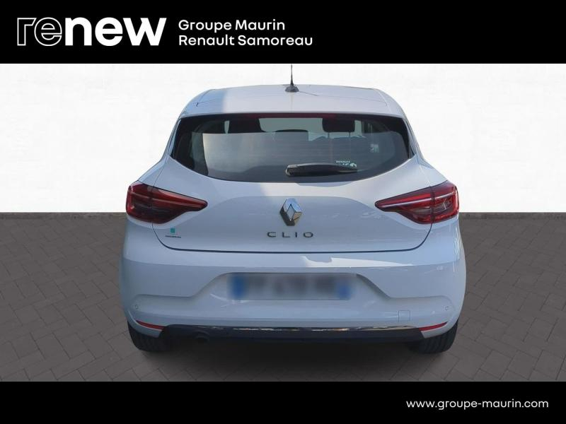 Photo 5 de l’annonce de RENAULT Clio d’occasion à vendre à SAMOREAU