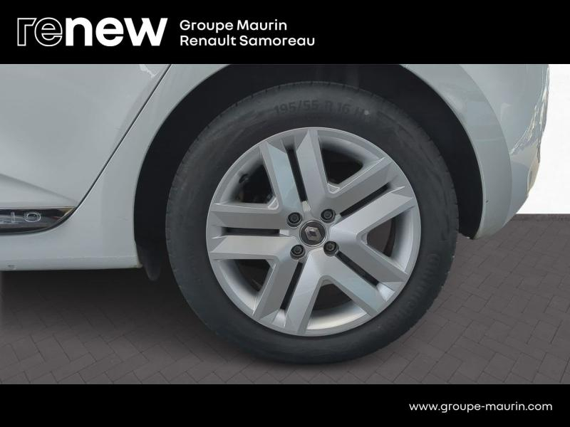 Photo 7 de l’annonce de RENAULT Clio d’occasion à vendre à SAMOREAU