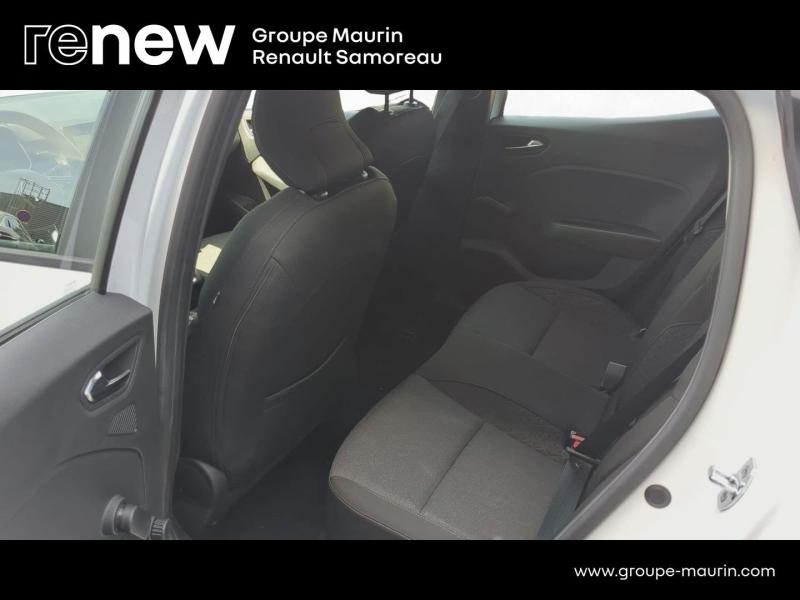 Photo 10 de l’annonce de RENAULT Clio d’occasion à vendre à SAMOREAU