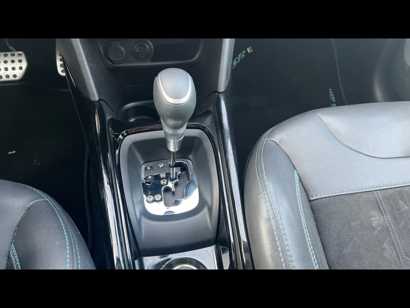 Photo 13 de l’annonce de PEUGEOT 2008 d’occasion à vendre à CAVAILLON