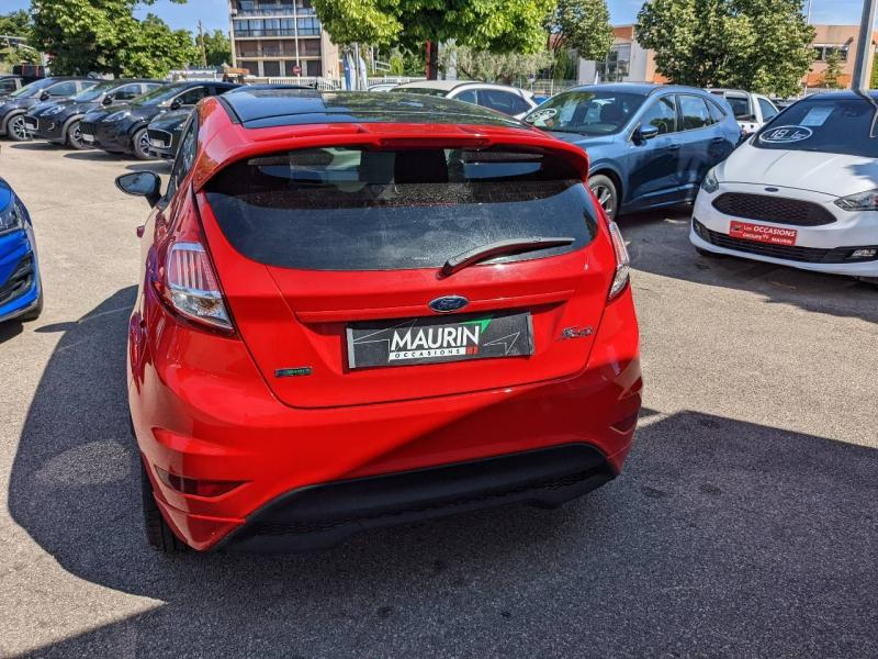 Photo 6 de l’annonce de FORD Fiesta d’occasion à vendre à MARSEILLE