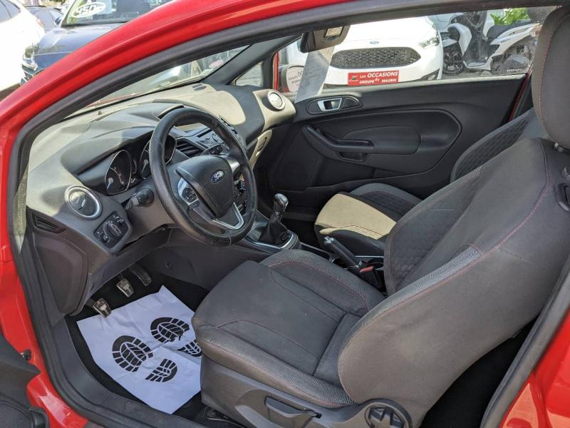 Photo 8 de l’annonce de FORD Fiesta d’occasion à vendre à MARSEILLE