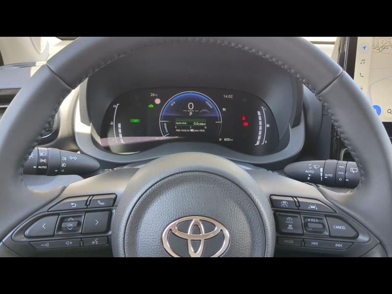 Photo 15 de l’annonce de TOYOTA Yaris d’occasion à vendre à ARLES